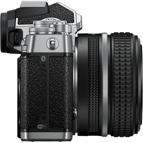 Nikon Zfc Mirrorless Camera with 28mm Lens - Image 4