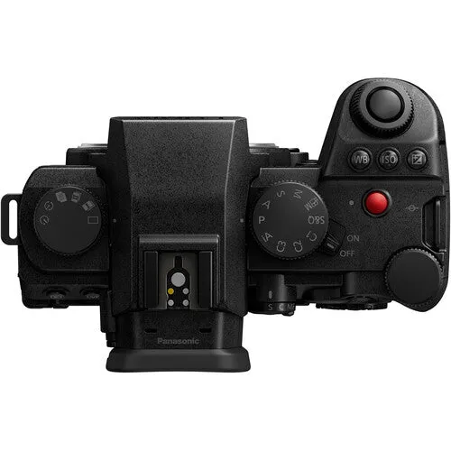 Panasonic Lumix S5 IIX Mirrorless Camera with 20-60mm Lens - Image 3